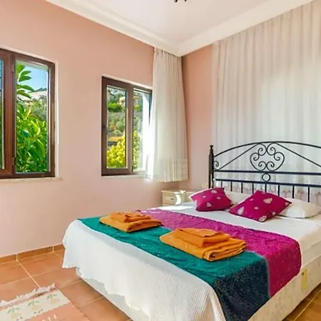 Sleeps 10 Pool Air Con Wifi Villa