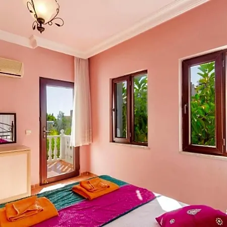 Sleeps 10 Pool Air Con Wifi