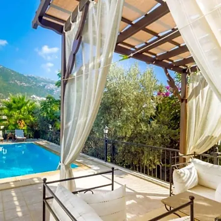 Sleeps 10 Pool Air Con Wifi Villa