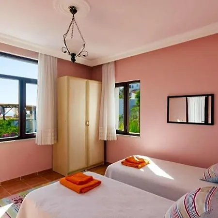 Sleeps 10 Pool Air Con Wifi Kalkan